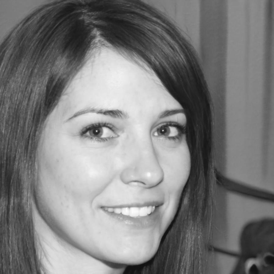 Ana López, Coordinadora de Desarrollo
